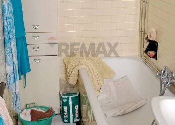 Bagno - Apartment VIA ROMA
 
68-70, Partinico - photo 11