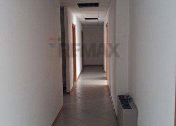 Hall / corridoio - Apartment Via Evangelista Di Blasi
 
91/93, Palermo - photo 13