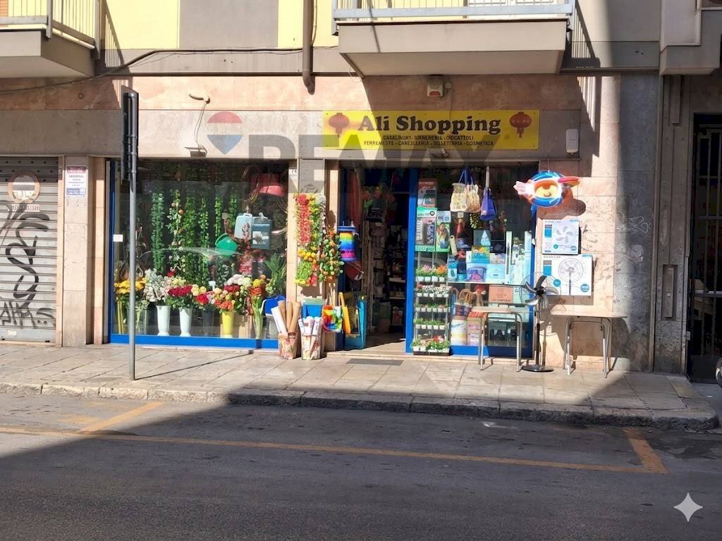 Edificio all\'aperto - Shop Via Filippo Parlatore
 
74-74/a, Palermo - photo 1