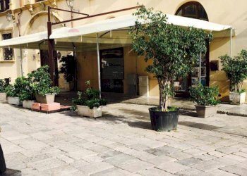 Edificio all\'aperto - Attività Commerciale Piazza Rivoluzione
 
34/35, Palermo - foto 14