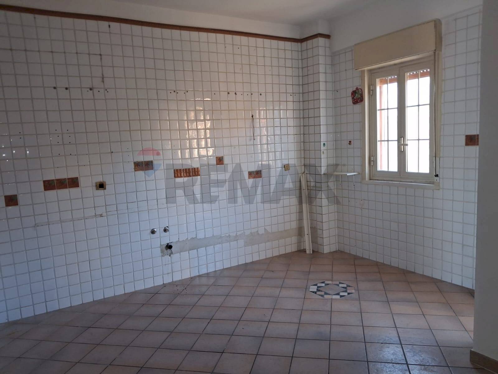 Stanza vuota - Four-room apartment Via Giulio Verne
8, Palermo - photo 2