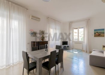 Sala da pranzo - Apartment Via Petrarca
 
50, Palermo - photo 1