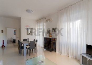 Sala da pranzo - Apartment Via Petrarca
 
50, Palermo - photo 15