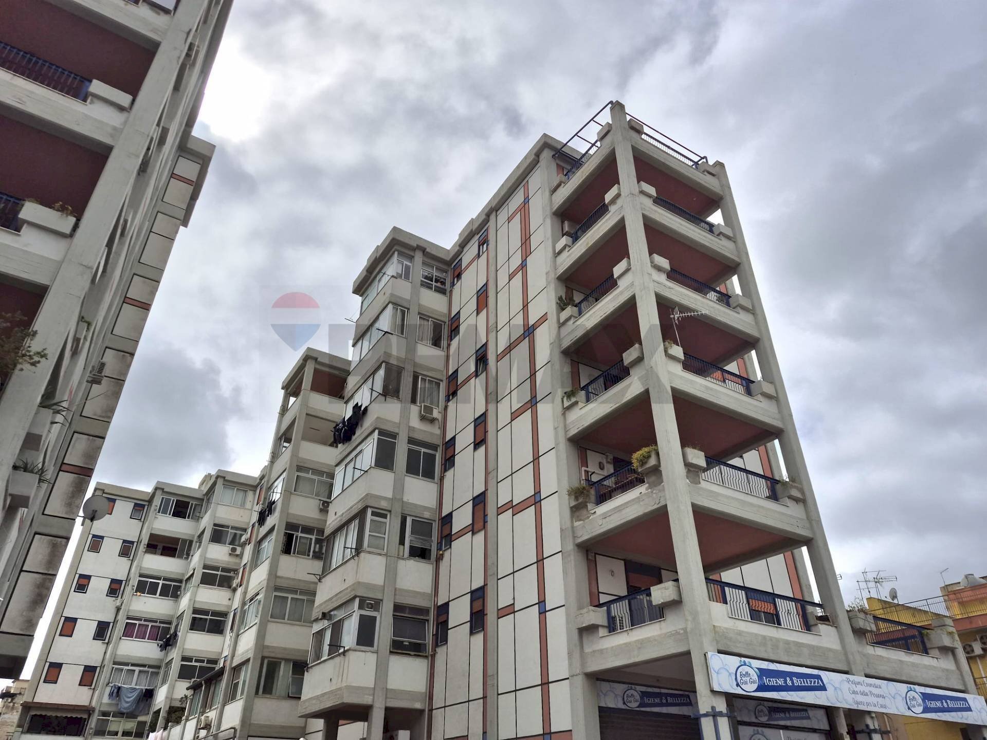 Edificio all\'aperto - Appartamento Via Libertà
 
79, Bagheria - foto 2