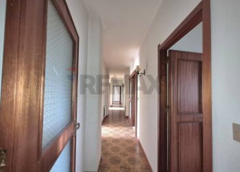Hall / corridoio - Appartamento Via Libertà
 
79, Bagheria - foto 10
