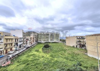 panorama - Appartamento Via Libertà
 
79, Bagheria - foto 23