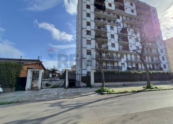 Edificio all\'aperto - Box Via Dei Quartieri
 
21F, Palermo - photo 10
