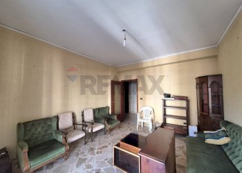Soggiorno - Four-room apartment Via Filippo Di Giovanni
 
84, Palermo - photo 19