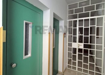 Hall / corridoio - Four-room apartment Via Filippo Di Giovanni
 
84, Palermo - photo 20