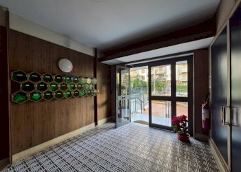 Ricezione / Lobby - Four-room apartment Via Filippo Di Giovanni
 
84, Palermo - photo 27