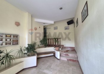 Ricezione / Lobby - Apartment Via Resuttana
 
267, Palermo - photo 38