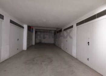 Parcheggio - Box Via Carmelo Giarrizzo
 
6/A, Palermo - photo 9
