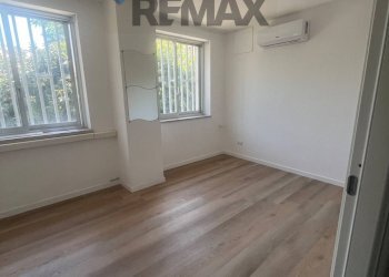 Stanza vuota - Ufficio Viale Croce Rossa
25, Palermo - foto 1