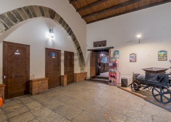 Ricezione / Lobby - Farm CONTRADA PONTE BAGNI
1, Castellammare del Golfo - photo 13