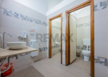 Bagno - Farm CONTRADA PONTE BAGNI
1, Castellammare del Golfo - photo 37