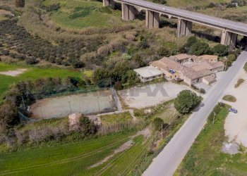 Vista delle montagne - Farm CONTRADA PONTE BAGNI
1, Castellammare del Golfo - photo 49