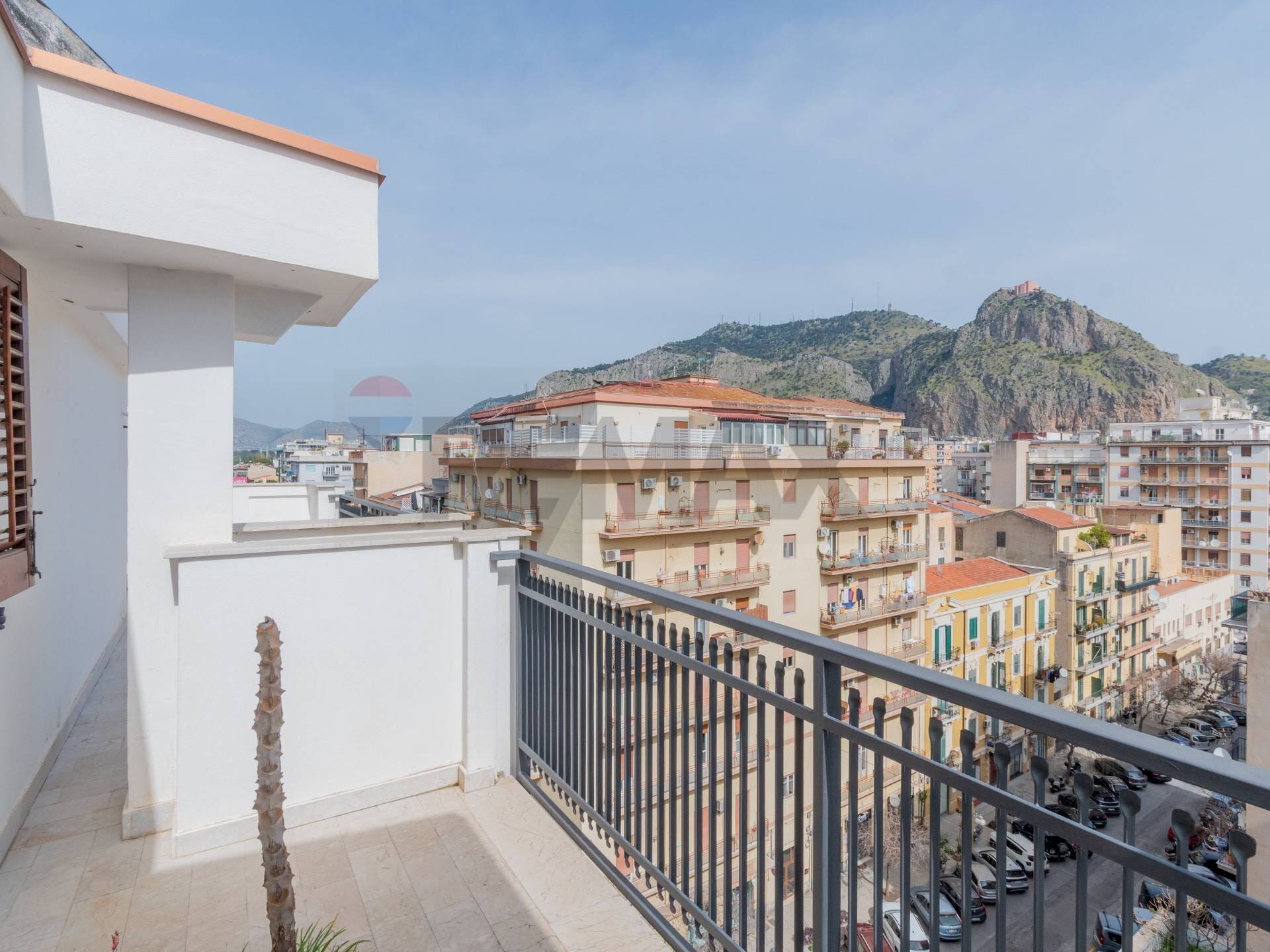 Balcone - Quadrilocale Via Marchese Di Roccaforte
39, Palermo - foto 3