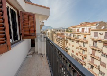 Balcone - Appartamento Via Marchese di Roccaforte
39, Palermo - foto 22