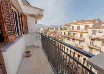 Balcone - Appartamento Via Marchese di Roccaforte
39, Palermo - foto 25