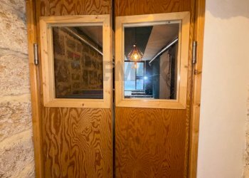 Dettagli - Attività Commerciale Via Discesa dei Giudici
 
32, Palermo - foto 10