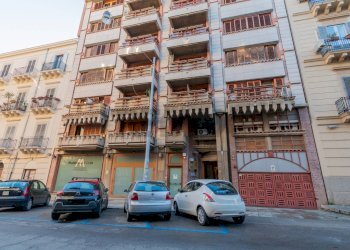 Edificio all\'aperto - Ufficio via Paolo Paternostro
94, Palermo - foto 15