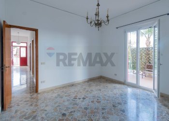 Stanza vuota - Semi-detached house via Olio di Lino
 
16, Palermo - photo 7