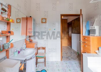Bagno - Semi-detached house via Olio di Lino
 
16, Palermo - photo 18