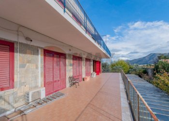 Balcone - Semi-detached house via Olio di Lino
 
16, Palermo - photo 26