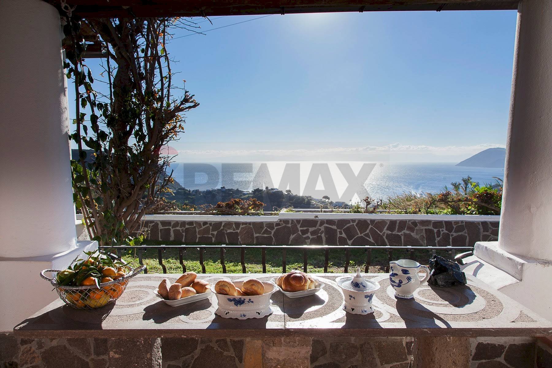 Terrazza - Villa Strada serra Pirrera
 
s.n.c., Lipari - photo 1