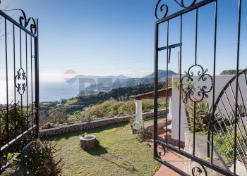 Giardino - Villa Strada serra Pirrera
 
s.n.c., Lipari - photo 18