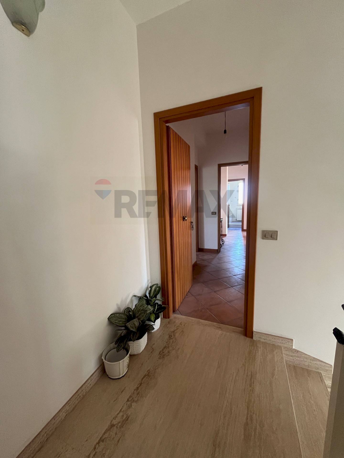 Hall / corridoio - Apartment via Irlanda
 
13, Menfi - photo 1