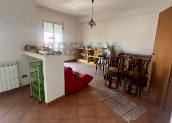 Sala da pranzo - Apartment via Irlanda
 
13, Menfi - photo 16