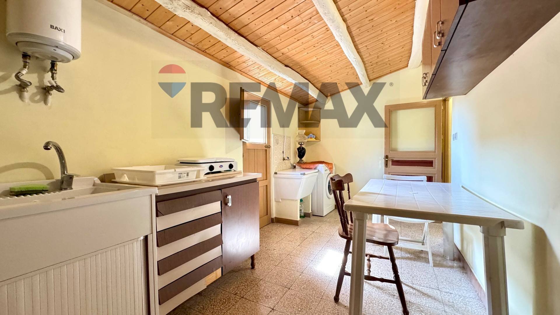 Cucina - Casa indipendente Via Nicolò Vivona
1, Castellammare del Golfo - foto 2