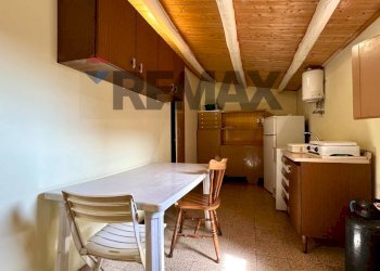 Sala da pranzo - Casa indipendente Via Nicolò Vivona
 
1, Castellammare del Golfo - foto 15