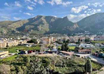 Vista delle montagne - Quadrilocale Via Placido Rizzotto
39, Palermo - foto 6
