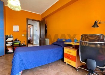 Camera / camera da letto - Four-room apartment Via Altofonte
 
150A, Monreale - photo 15