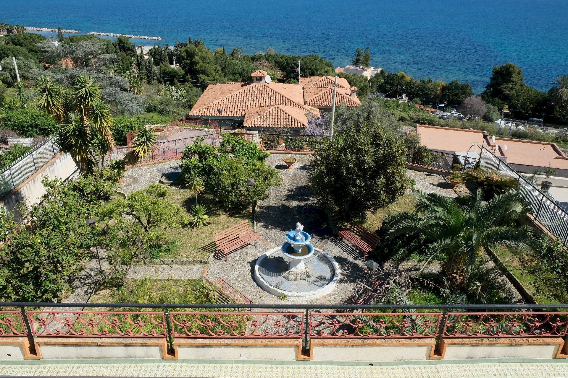 Casa all\'aperto - Villa Viale John Fitzgerald Kennedy
 
10, Casteldaccia - photo 2