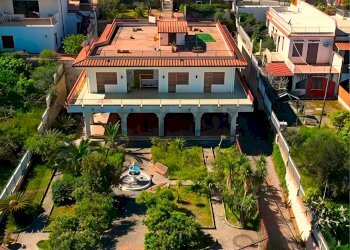 Casa all\'aperto - Villa Viale John Fitzgerald Kennedy
 
10, Casteldaccia - photo 1
