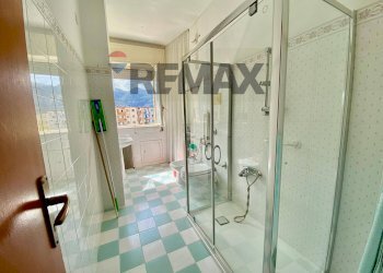 Bagno - Four-room apartment Viale Caltagirone
 
4, Palermo - photo 28