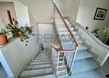 Scale - Four-room apartment Viale Caltagirone
 
4, Palermo - photo 29