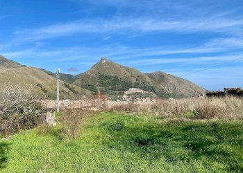 Vista delle montagne - Building land via olimpia frangipani ricciardi
 
11, Monreale - photo 1