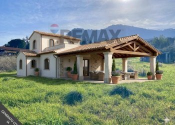 Casa all\'aperto - Terreno edificabile via olimpia frangipani ricciardi
11, Monreale - foto 1