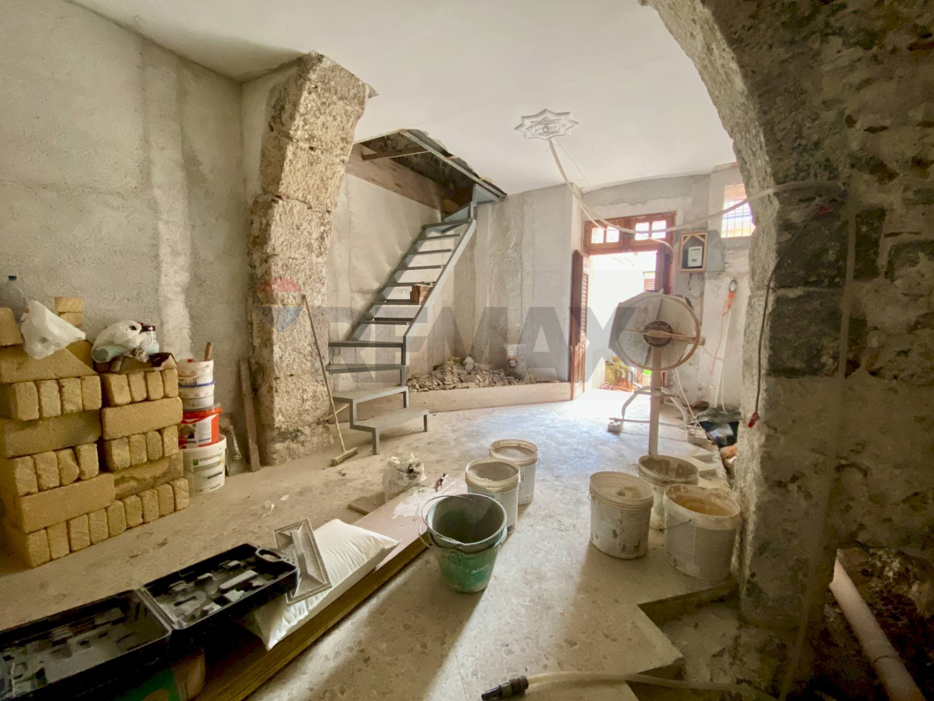 Sala da pranzo - Casa indipendente via jorga
 
19, Piana degli Albanesi - foto 1