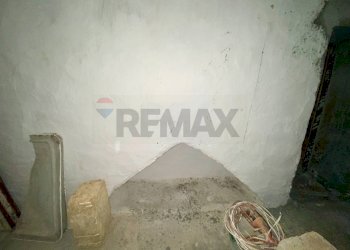Dettagli - Casa indipendente via jorga
 
19, Piana degli Albanesi - foto 10