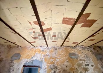 Dettagli - Casa indipendente via jorga
 
19, Piana degli Albanesi - foto 12
