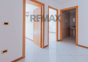 Hall / corridoio - Office Via Dei Cantieri
2 /n, Palermo - photo 16