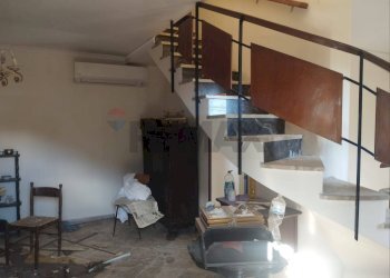 Scale - Four-room apartment via Franzoni
 
25, Monreale - photo 7