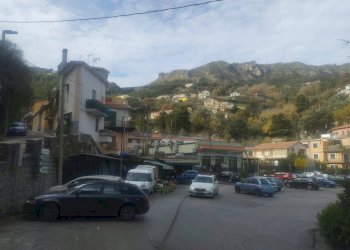 Edificio all\'aperto - Four-room apartment via Franzoni
 
25, Monreale - photo 12