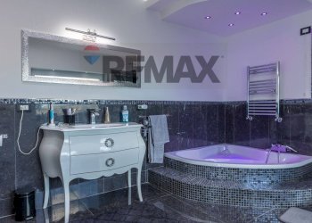 Bagno - Villa Via Costantino
 
28, Palermo - foto 19