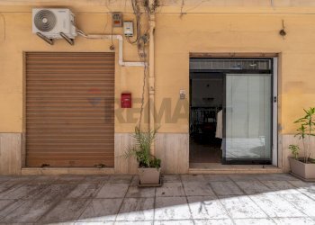Edificio all\'aperto - Locale Commerciale Via Gaetano Filangeri
 
36-38, Palermo - foto 10